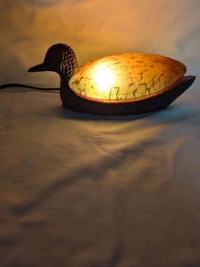 Duck-Shaped Amber And Green Glass Table Lamp - Home Art. Metal Or Bronze Base